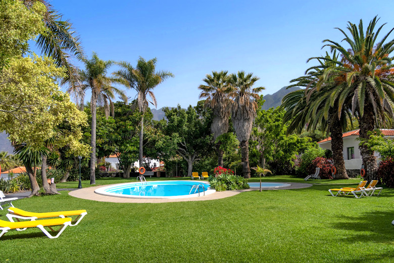 Pool and garden