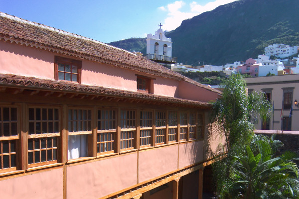 View towards the mountains from the courtyard