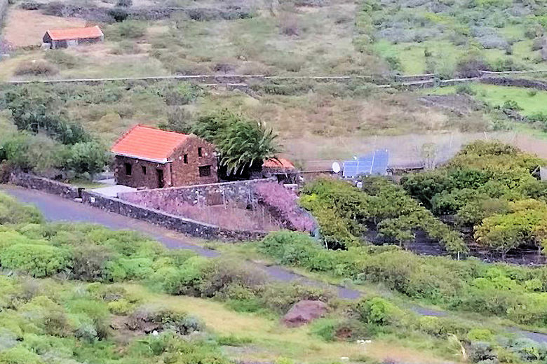 Casa La Casamera is surrounded by farmland