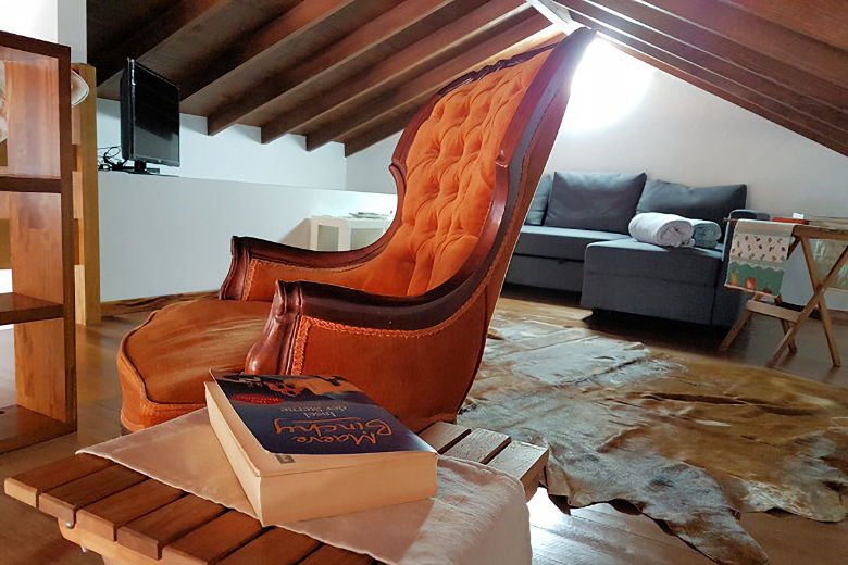 Lounge area under the eaves