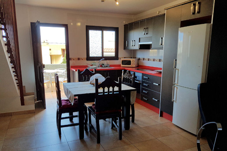 Dining area and kitchen in Monteprimero