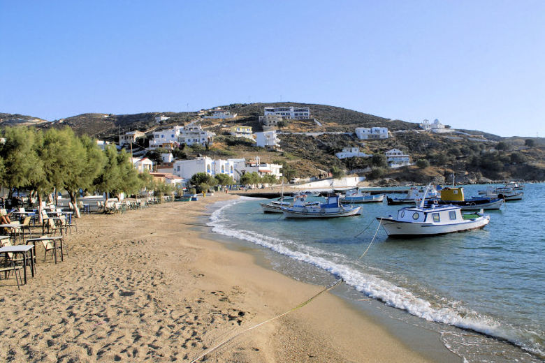 Fishing boats moored at Fourni's village beach