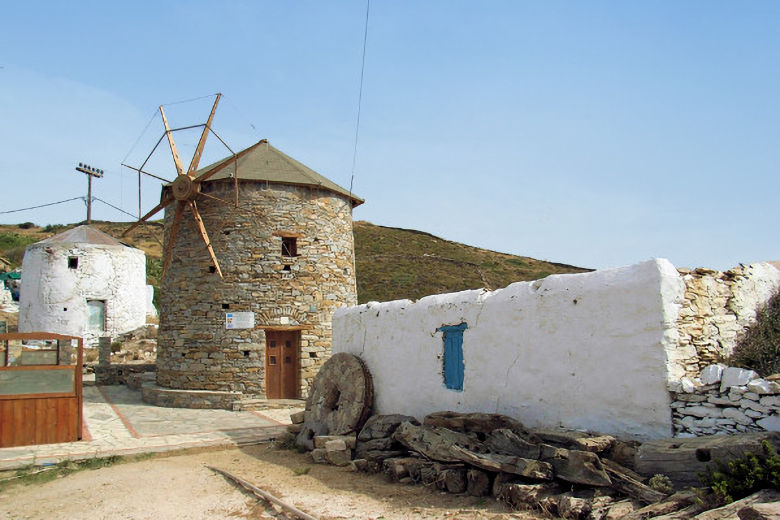 Typical windmill between Fourni Village and Kampi