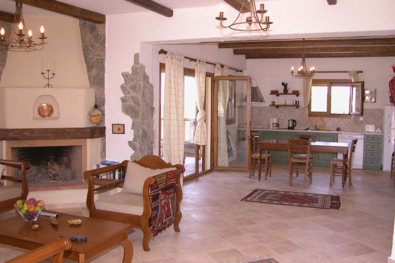 Villa Eleftheria's living-dining area