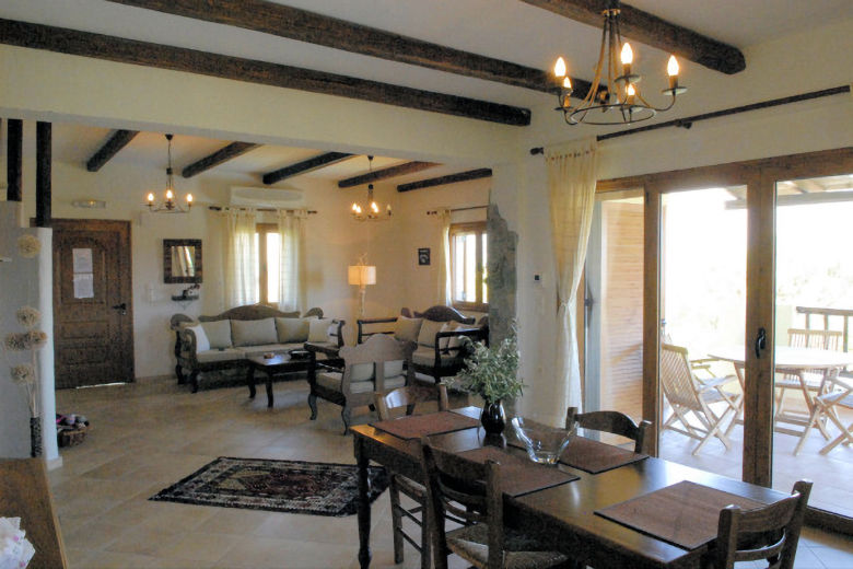 Villa Eleftheria's living-dining room