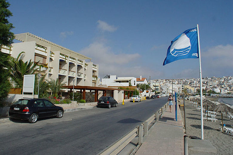 Sitia Bay stands right opposite the beach