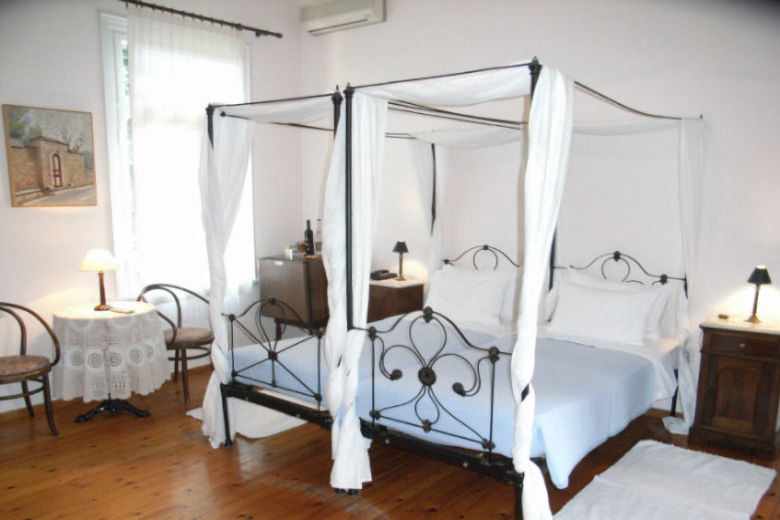 Prettily furnished bedrooms