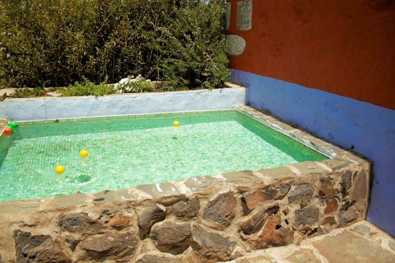 The small splash pool