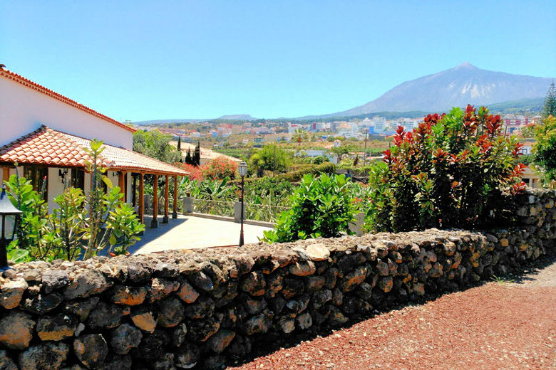 Casita La Baranda and view towards Mount Teide