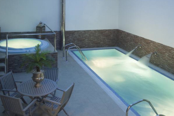 The spa pool and Jacuzzi